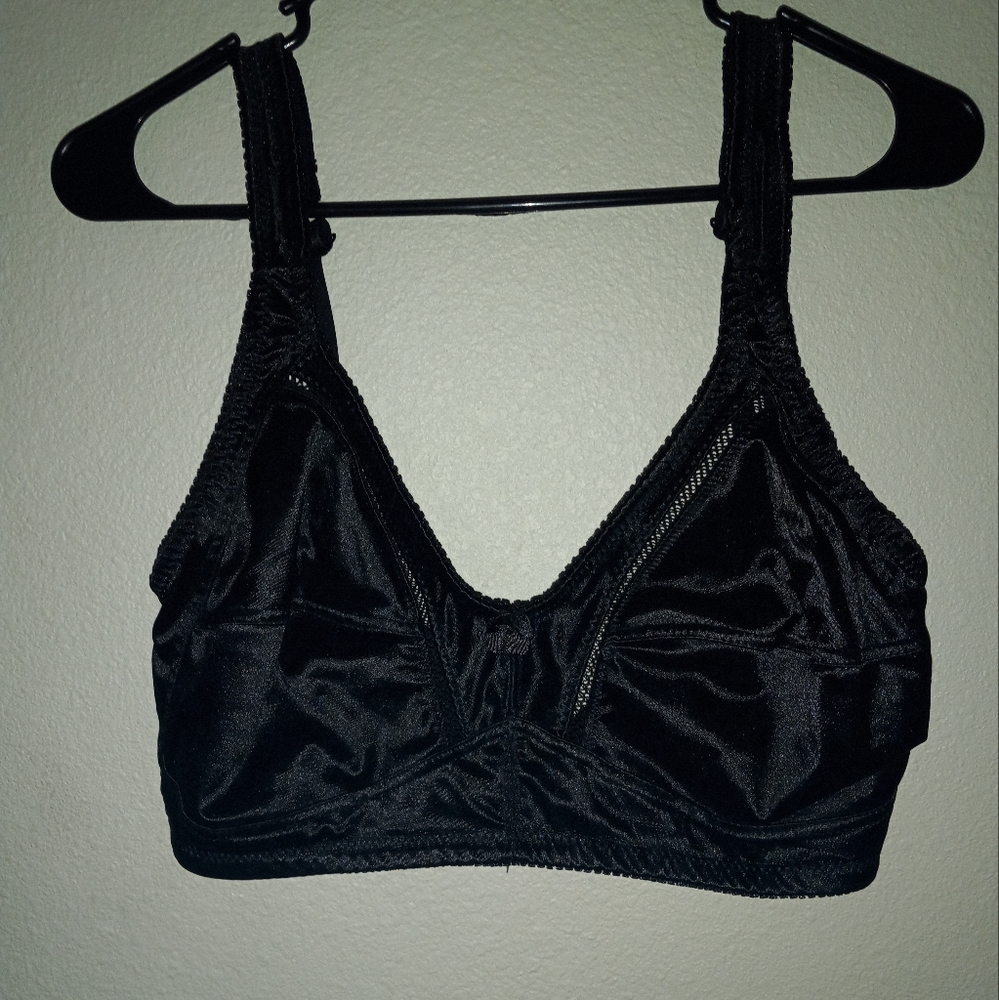 💜5 for 20$💜 Grace Vanderbilt Satin Wirefree Bra